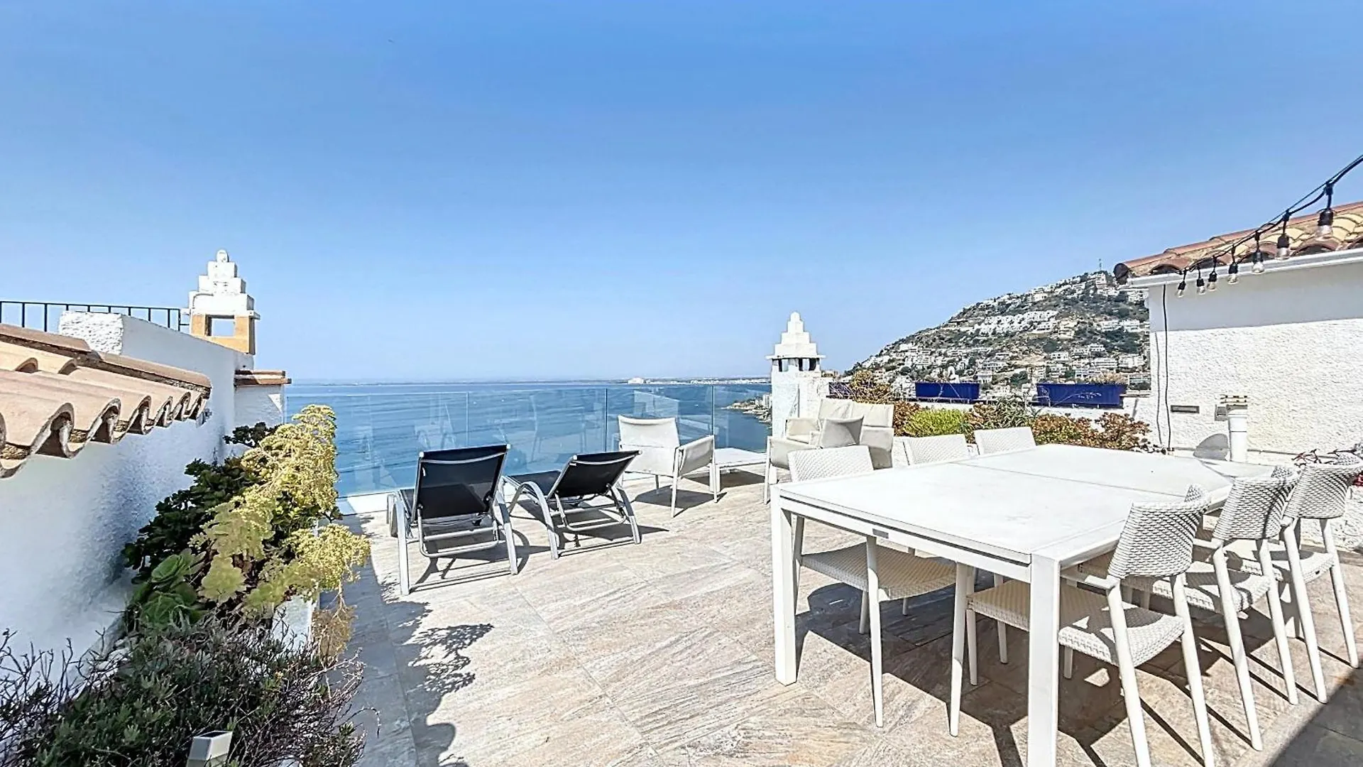 MontjoiRosales Casa Vistas Al Mar Y Piscina Comunitari别墅 西班牙